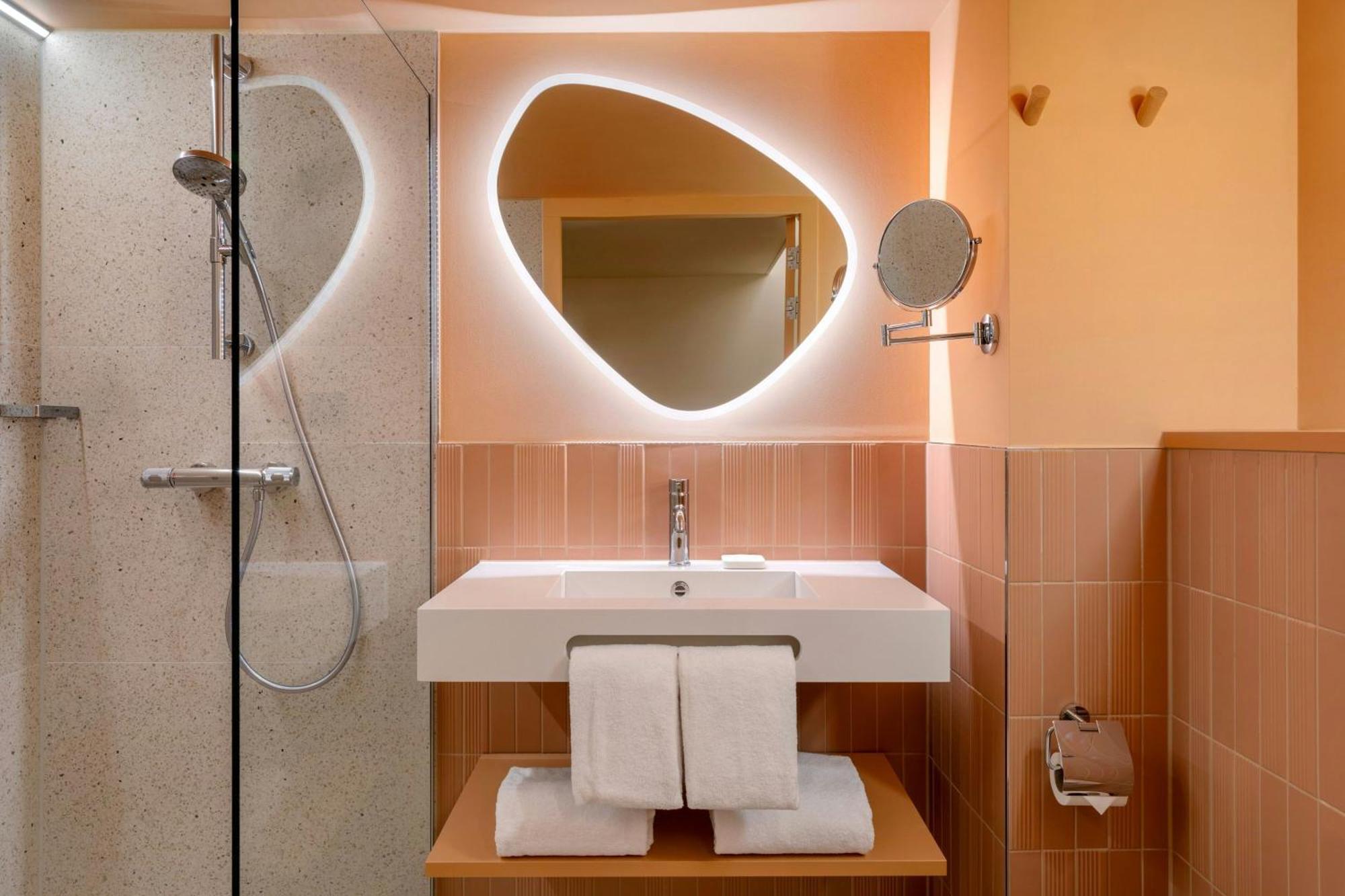 The Rebyl, Nijmegen, A Tribute Portfolio Hotel מראה חיצוני תמונה