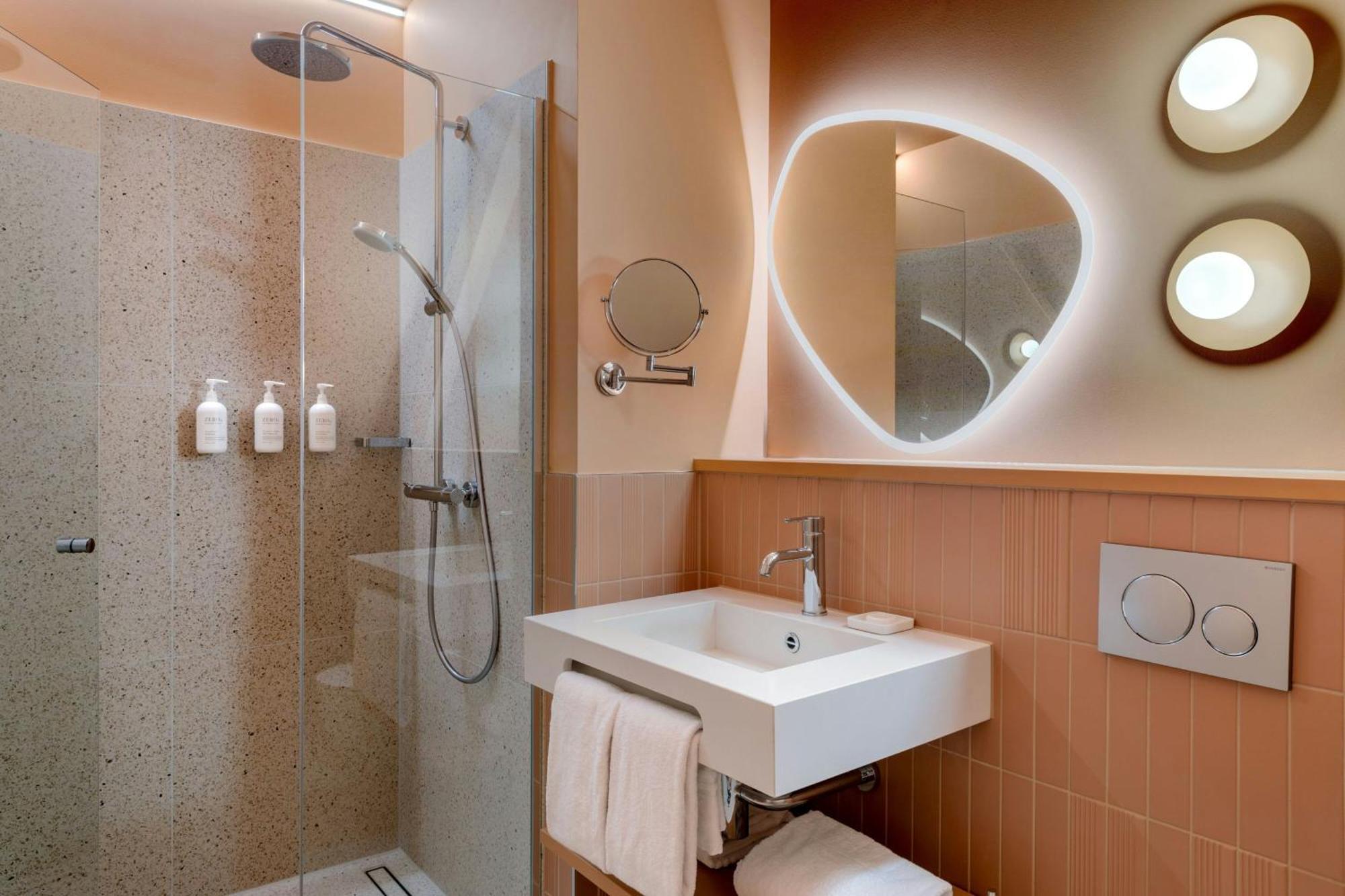 The Rebyl, Nijmegen, A Tribute Portfolio Hotel מראה חיצוני תמונה